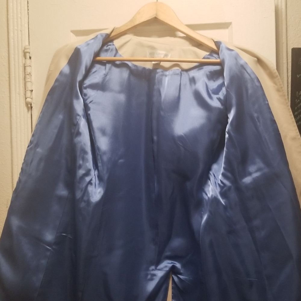 Overcoat - Picture 4 of 4
